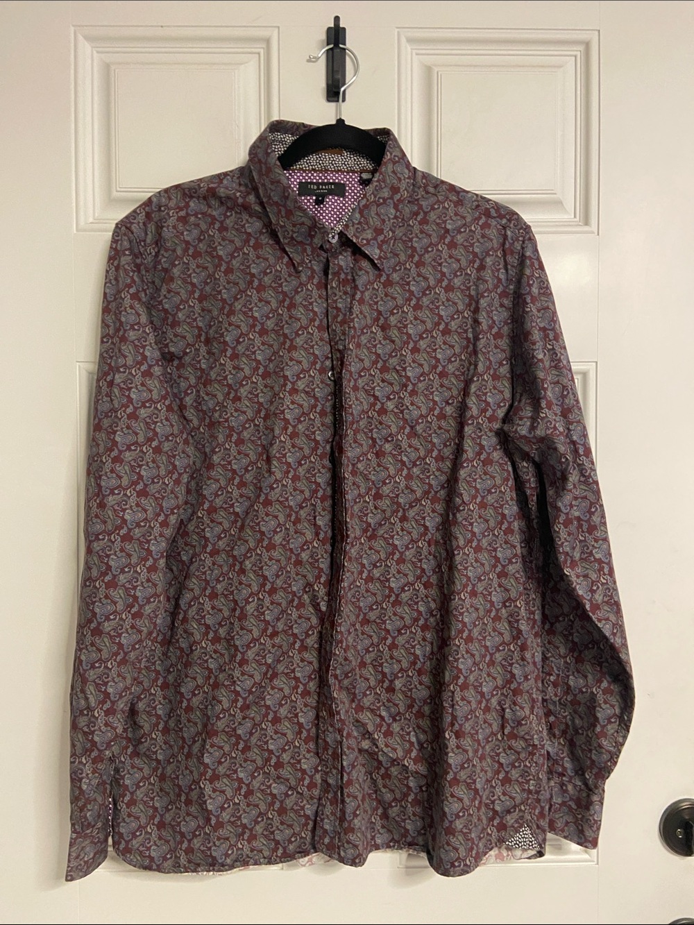 T43- TED BAKER LONDON Burgundy PAISLEY Button Up Shirt